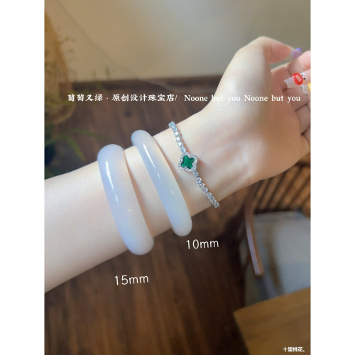 天然瑪瑙玉手鐲玉鐲白月光鐲子女款玉髓荔枝凍10mm女冰種翡翠15mm