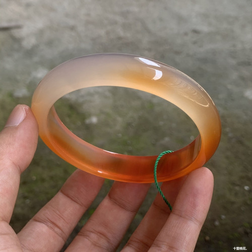 天然原鑛馬達加斯加瑪瑙玉髓手鐲首飾品女款半山半水黃瑪瑙鐲子女