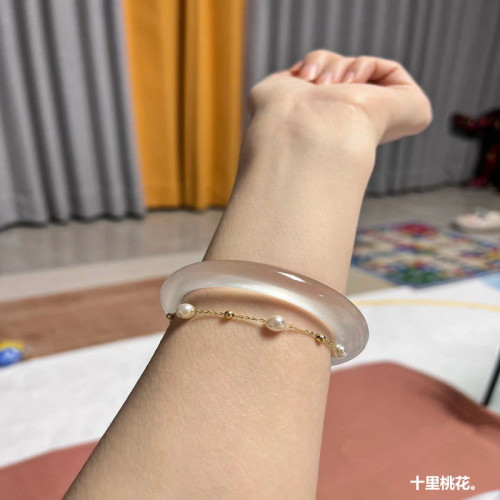 天然冰透高冰白月光荔枝凍瑪瑙正圈手鐲冰種玻璃種香檳玉髓鐲子女