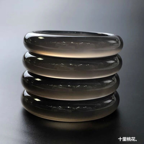 高冰透灰玉髓瑪瑙手鐲女天然巴西菸灰色瑪瑙鐲子冰種時尚飾品原色