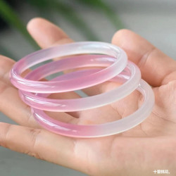 冰種漸變粉玉髓手鐲鬱金香瑪瑙細圓條鐲子叮噹鐲女款玉石手環禮品