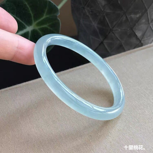 冰種8mm天青凍海藍寶色玉髓圓條手鐲 瑪瑙湖水藍瑪瑙玉石鐲子禮品