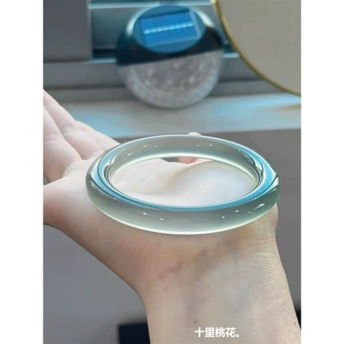 熱賣庫裡藍瑪瑙玉髓手鐲高冰禮物飾品手鐲馬達加斯加熱賣荔枝玉鐲