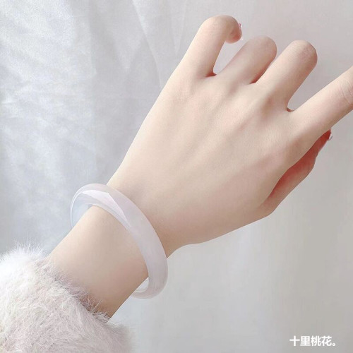 高冰瑪瑙手鐲白月光荔枝凍瑪瑙手鐲女天然玉髓鐲子冰種玉鐲少女款