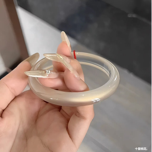 馬料玉髓香檳金瑪瑙手鐲子冰熒光小鋼砲高冰天然送女友閨蜜荔枝凍