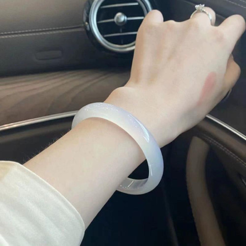 瑪瑙手鐲玉髓冰透白玉髓冰種女款細古風少女凍叮噹鐲瑪瑙鐲子時尚