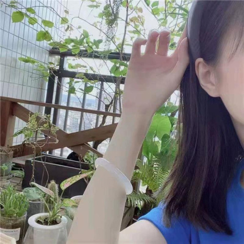 瑪瑙手鐲玉髓冰透白玉髓冰種女款細古風少女凍叮噹鐲瑪瑙鐲子時尚