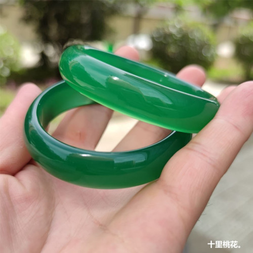 陽綠色中寬玉髓手鐲天然冰透瑪瑙手鐲女款帝王綠滿綠冰種鐲子送禮