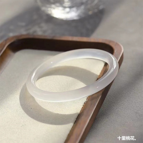 天然白玉髓手鐲女款瑪瑙手鐲美人條圓條瑪瑙鐲子工廠批髮一件代髮