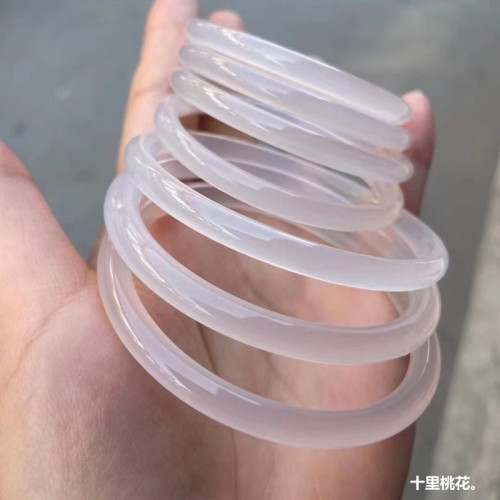 天然白玉髓手鐲女款瑪瑙手鐲美人條圓條瑪瑙鐲子工廠批髮一件代髮