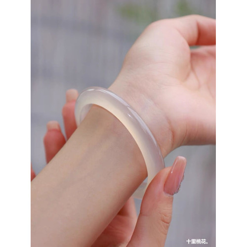 【新品熱賣】天然高冰種玉鐲少女款翡翠瑪瑙手鐲高冰玉髓鐲子禮物