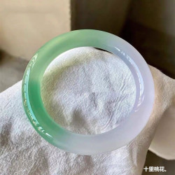 【熱賣】天然冰種瑪瑙玉髓手鐲女士油青色半山半水鐲子圓條美人鐲