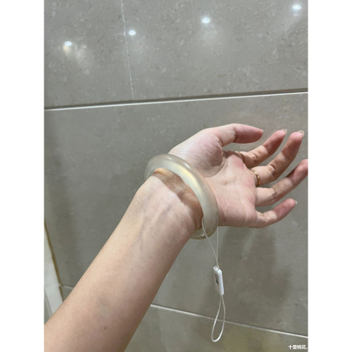 天然冰透高冰瑪瑙手鐲女款天然白冰玉髓鐲子馬料冰種白月光荔枝凍