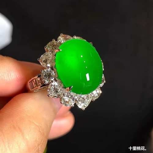 冰種正陽綠蛋面翡翠戒指緬甸天然a貨正品18k金鑲嵌帝王綠滿綠指環