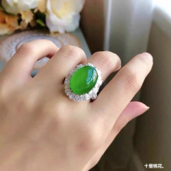 冰種正陽綠翡翠蛋面戒指18K金鑲嵌女款玉髓緬甸天然翡翠戒指送禮