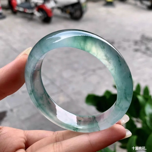 高冰種翡翠手鐲天然緬甸玉石正品天山崔翠女款玻璃種藍飄花正圈玉