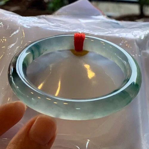 翡翠手鐲冰種飄花細圓條天然緬甸玻璃種翡翠吊墜貴妃玉鐲子女帶