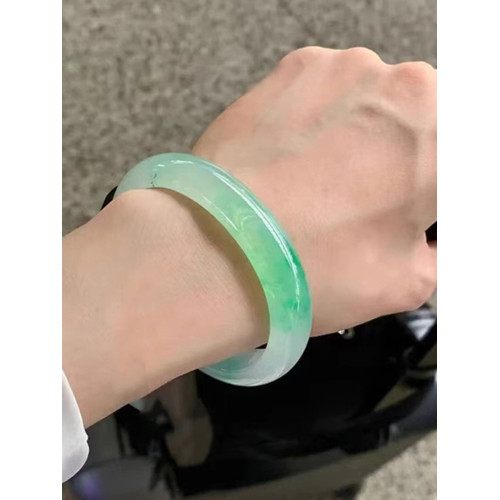 高冰種陽綠飄花a貨翡翠手鐲半山半水白底青緬甸真玉手鐲貴妃女款