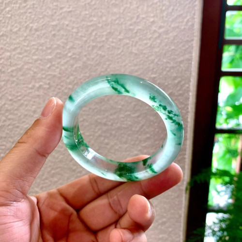 翡翠玉手鐲冰種糯種飄花圓條天然緬甸翡翠手鐲細條貴妃鐲手鐲少女
