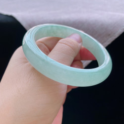緬甸天然翡翠手鐲女款A貨冰糯種晴水底滿色葡萄肉寬邊翡翠玉手鐲