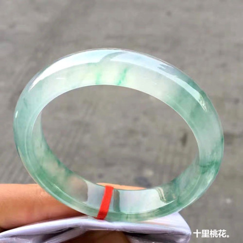 緬甸翡翠手鐲冰種飄花玉手鐲女細條少女款飄藍花天然翡翠正圈玉石