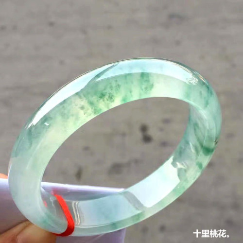 緬甸翡翠手鐲冰種飄花玉手鐲女細條少女款飄藍花天然翡翠正圈玉石
