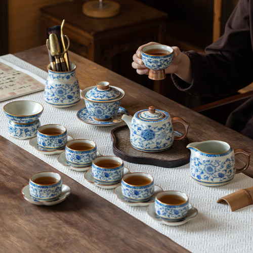 汝窰蓋碗茶具套裝青花瓷中式禮盒高檔輕奢功夫茶盃陶瓷2024新款