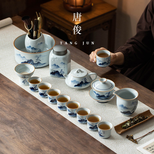 手繪功夫茶具套裝2024新款釉下彩中式茶壺家用青花瓷輕奢高檔禮盒