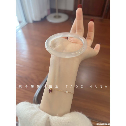 天然馬料高冰暖白色白月光瑪瑙手鐲女圓條透明玉髓手鐲冰種細圓條