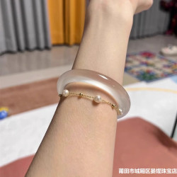 天然高冰透白月光瑪瑙手鐲玉髓手鐲香檳金馬料少女款荔枝凍手鐲女