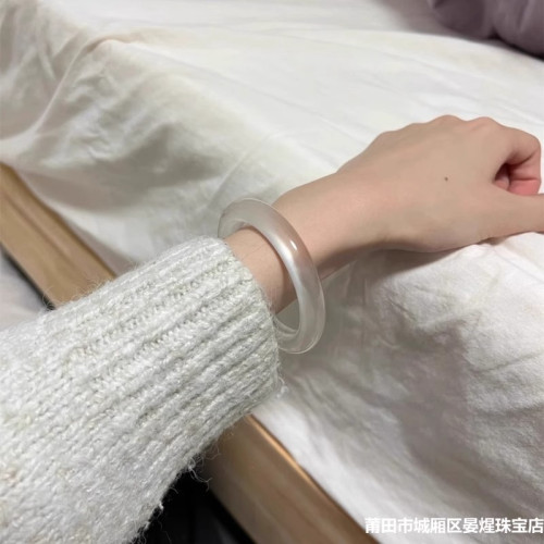 天然高冰透白月光瑪瑙手鐲玉髓手鐲香檳金馬料少女款荔枝凍手鐲女