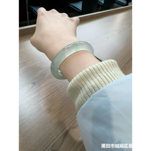 天然緬甸飄花翡翠手鐲冰種正圈貴妃晴水玻璃種翡翠玉手鐲少女時尚