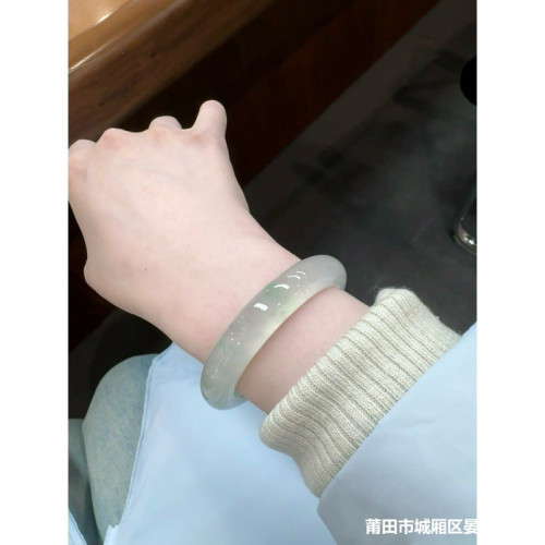 天然緬甸飄花翡翠手鐲冰種正圈貴妃晴水玻璃種翡翠玉手鐲少女時尚