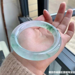 天然緬甸老坑翡翠手鐲高冰滿陽綠色飄花圓條少女款翡翠玉鐲子時尚