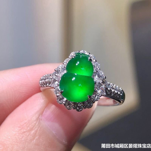 天然緬甸翡翠正陽綠葫蘆吊墜耳墜戒指水潤飽滿色陽顔色鮮豔送禮物