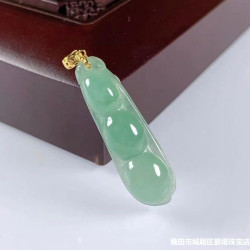天然A貨緬甸翡翠滿綠福豆掛件冰糯種陽綠翡翠四季豆吊墜女款時尚
