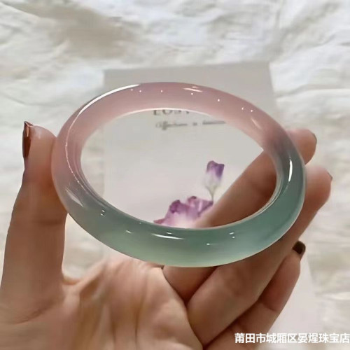 馬卡龍色玉髓圓條手鐲半粉半綠山水西瓜色遠山黛春帶彩瑪瑙手鐲女