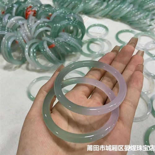 冰種半山半水細圓條玉髓手鐲女款天然玉石翡翠飄花色瑪瑙手鐲