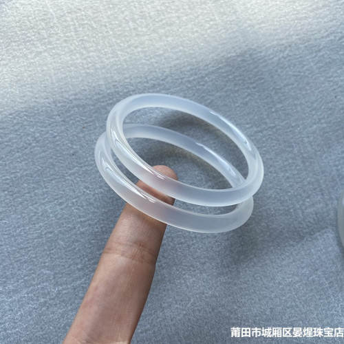 冰種白月光玉髓手鐲女款細圓條叮噹手鐲白瑪瑙手鐲美人鐲手飾禮品