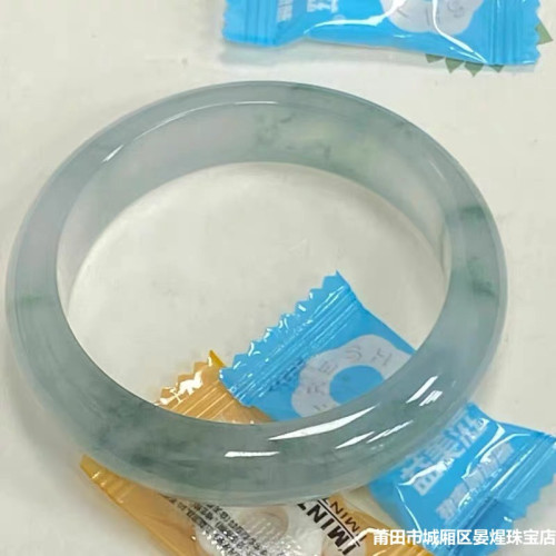 冰種天然緬甸冰飄花老坑翡翠玉手鐲子女貴妃鐲原石淺綠情人節禮物