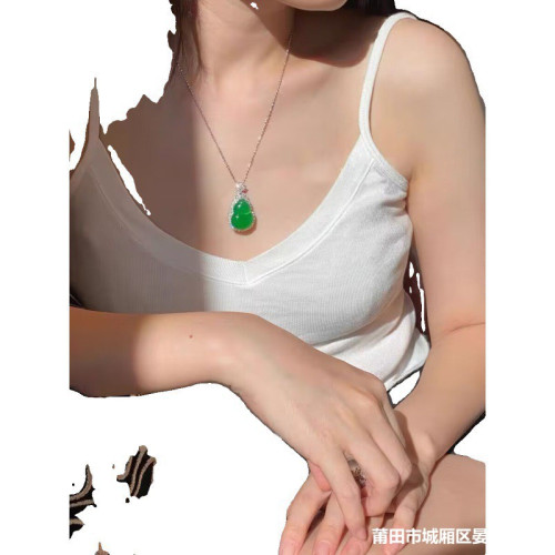 冰種陽綠翡翠葫蘆吊墜女款鑲嵌天然緬甸翡翠冰種冰透水潤玉墜頸飾
