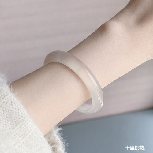 高冰種瑪瑙手鐲馬料玉髓香檳金瑪瑙淡金色窄條小圈口手鐲子白月光