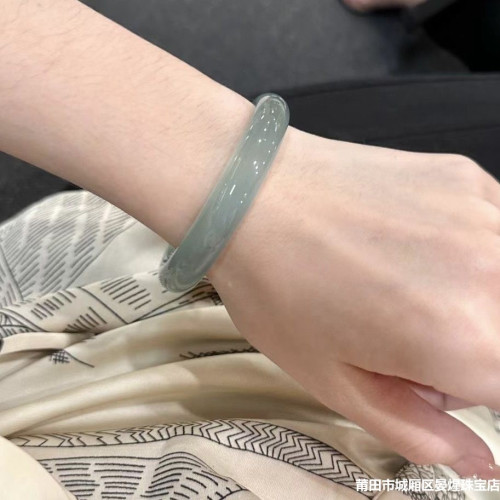 天然緬甸老坑翡翠玉手鐲少女款冰種翡翠色玉鐲正圈油青玉鐲送禮物