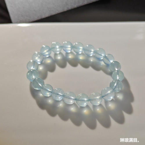 批髮新款天然冰種透體海藍寶手串水晶藍色手鏈簡約小衆手飾品單圈